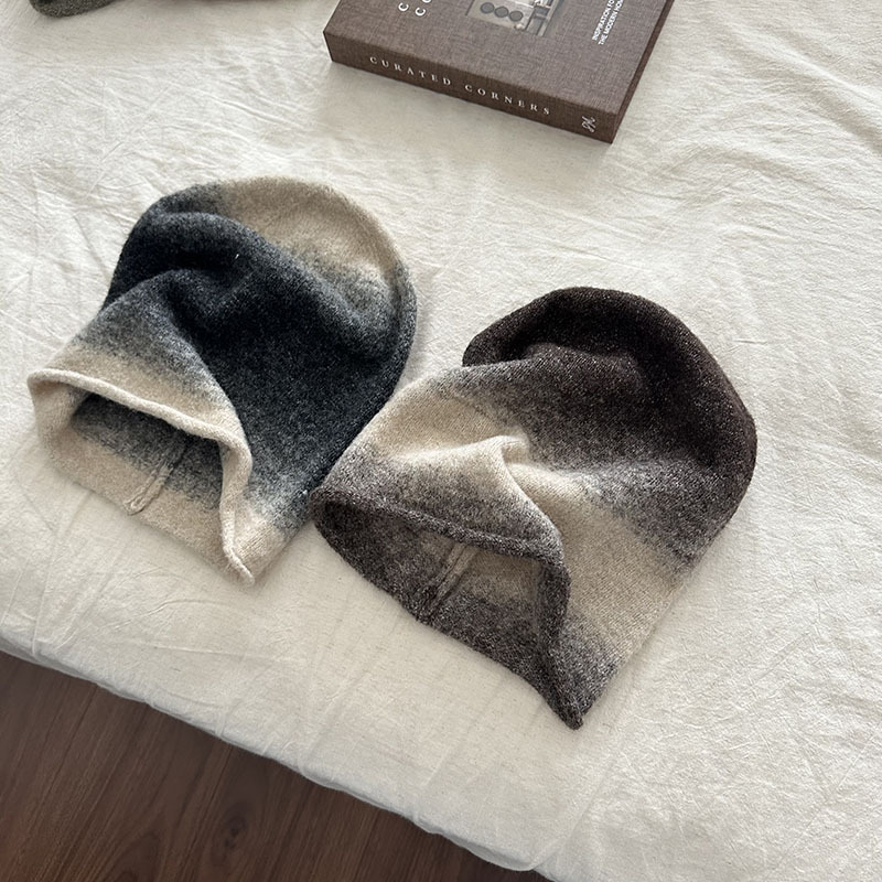 Damska czapka beanie z dzianin – Beanie Cuffed Knit recenzja i cena